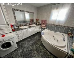 Impresionante chalet en venta en Benigánim.
