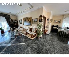 Impresionante chalet en venta en Benigánim.