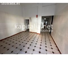Local comercial en alquiler en Ontinyent (Valencia)