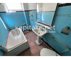 PISO Y BAJO COMECIAL CENTRICO A LA VENTA EN LA LLOSA DE RANES