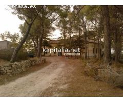 Espectacular villa rústica en venta en Alcoy (Alicante)