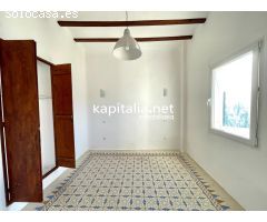 Casa de campo a la venta en Albaida.
