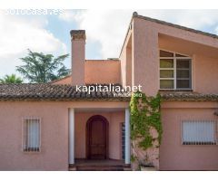 Magnifico chalet a la venta en Ontinyent, zona la solana.