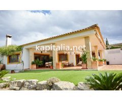 Chalet a la venta en Valencia