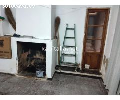 CASA A LA VENTA EN FONTANARS DELS ALFORINS.