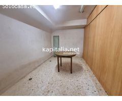 Local comercial chaflan en alquiler en Ontinyent