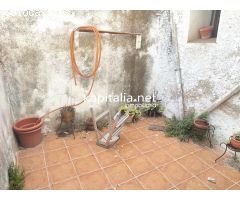 CASA A LA VENTA PARA REFORMAR EN AGULLENT