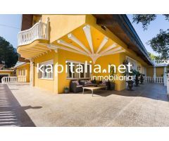 Majestuosa Villa de lujo a la venta en Muro de Alcoy