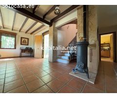 Amplio Chalet a la venta en Cocentaina con piscina