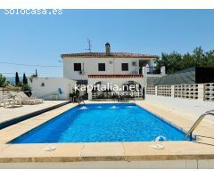 Muy buen chalet a la venta en Ontinyent
