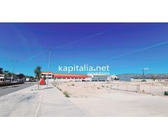 Solar industrial en primera linea de carretera a la venta en Ontinyent.