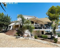 Muy buen chalet a la venta en Alberic, urb. San Cristóbal
