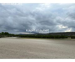 Parcela a la venta en Alfafara