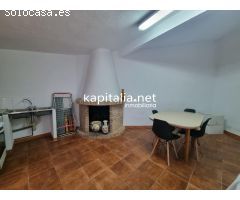 Piso con patio a la venta en Ontinyent