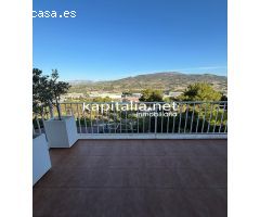 Chalet pareado con piscina a la venta en Cocentaina
