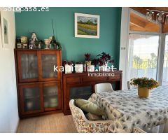 Chalet pareado con piscina a la venta en Cocentaina
