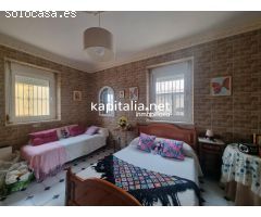 Chalet en Venta en Banyeres de Mariola, Alicante