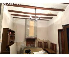 Casa a la venta en el centro de Montaverner (Valencia)