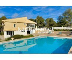 Chalet a la venta en Alberic, urb. San Cristóbal
