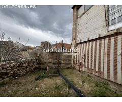 Local a la venta en Ontinyent , zona centro .