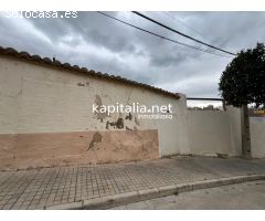Local a la venta en Ontinyent , zona centro .