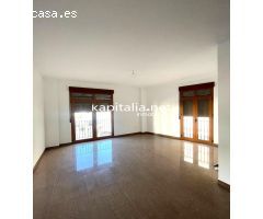 DUPLEX A LA VENTA EN LLUTXENT, ZONA CENTRICA