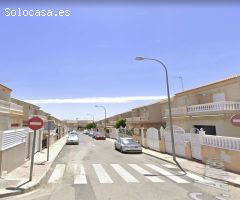 Casa en Venta en Huércal de Almería, Almería