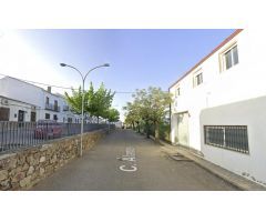 CASA EN LA CAROLINA