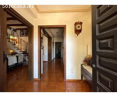 ¡Descubre la Joya de Bonavista! Amplio Chalet Independiente con Infinitas Posibilidades en Elche