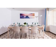 Vivienda en primera línea de Playa del Campello con fantásticas vistas al mar.
