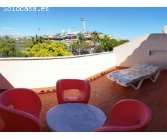 Estupendo chalet en la zona del Golf.