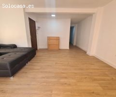Piso en venta reformado en calle Dr. Bergez, Carolinas.