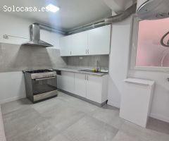 Piso en venta reformado en calle Dr. Bergez, Carolinas.