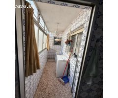 Oportunidad de vivienda para reformar en la zona de Benalúa.