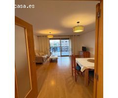 Bonita vivienda en urbanización zona Babel.