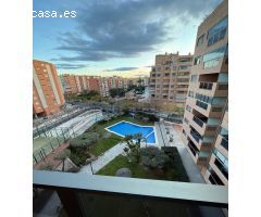 Bonita vivienda en urbanización zona Babel.