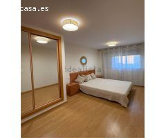 Bonita vivienda en urbanización zona Babel.