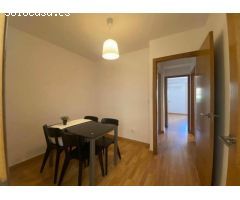 Bonita vivienda reformada en la zona de Alipark.
