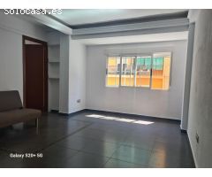 Piso en venta en Carolinas bajas/ El Plá.