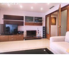 Excelente vivienda en la zona del Mercado.