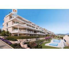APARTAMENTO EN VENTA EN ESTEPONA CON VISTA AL MAR