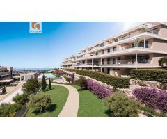 APARTAMENTO EN VENTA EN ESTEPONA CON VISTA AL MAR