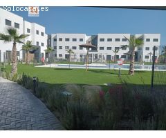Apartamento de 2 dormitorios con jardín en Estepona