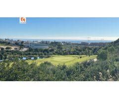 Villa con vistas al mar y al golf en Estepona