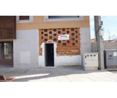 Local comercial en Venta en Ugena, Toledo