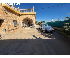 Chalet en Venta en Novelda, Alicante