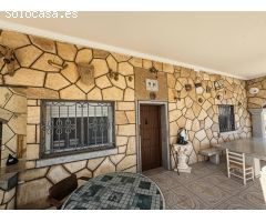 Chalet en Venta en Novelda, Alicante