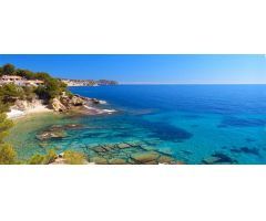 Proyecto de obra nueva de estilo mediterráneo en una parcela muy grande