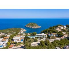 En construcción, villa de lujo con vistas panoramicas al mar