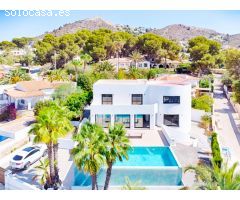 Preciosa villa moderna a 400 metros de la playa